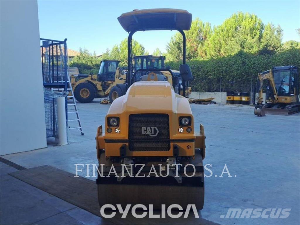 CAT CB2.7 Twin drum rollers