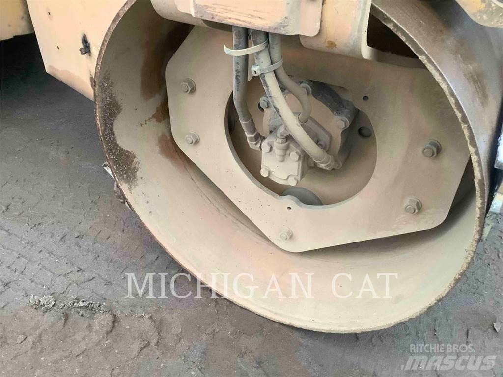 CAT CB24B Twin drum rollers