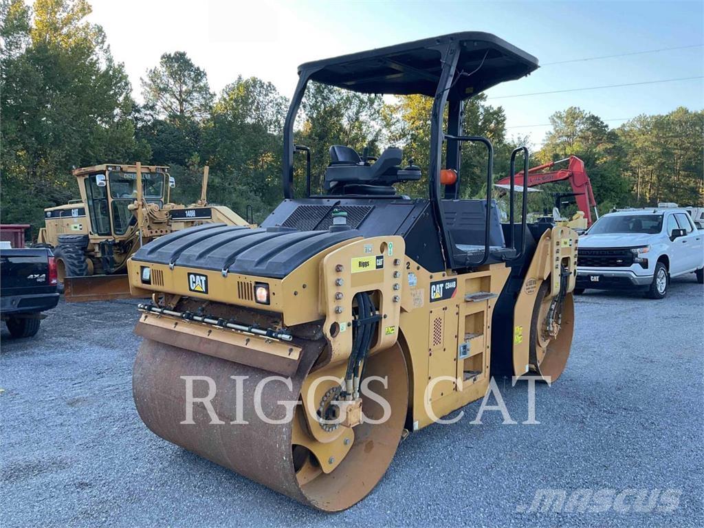 CAT CB44B Twin drum rollers