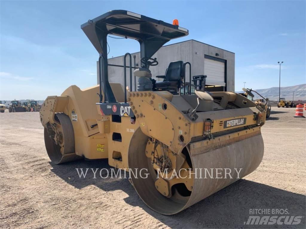 CAT CB64 Soil compactors