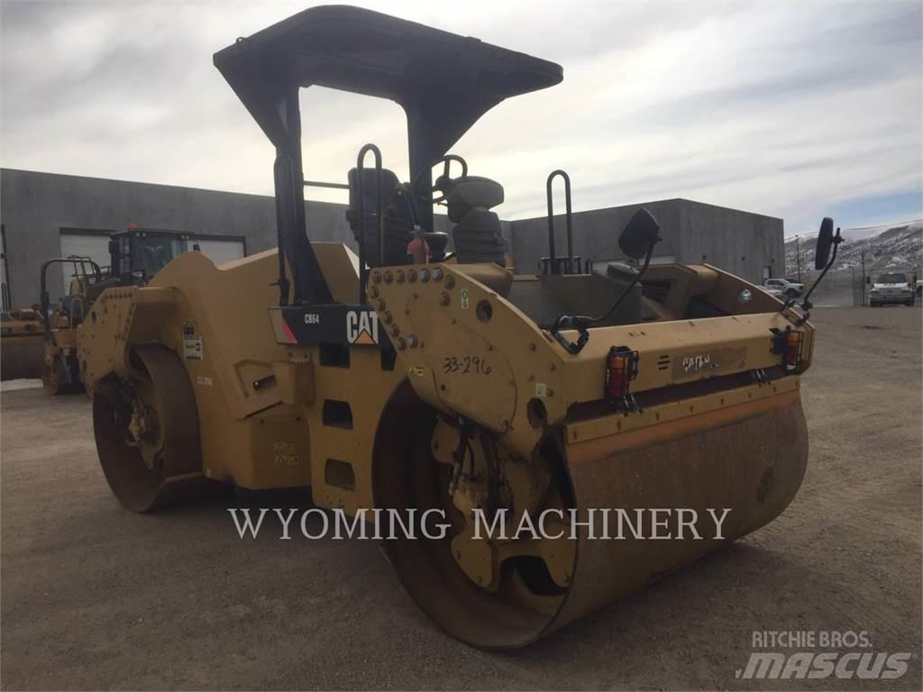 CAT CB64 Soil compactors