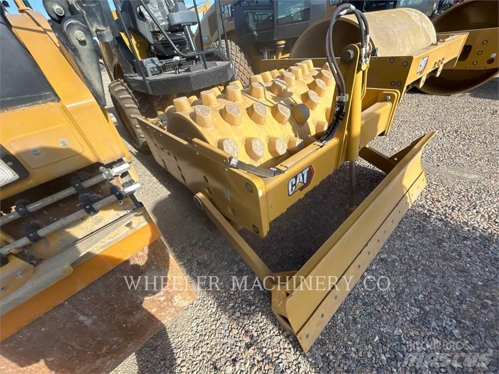 CAT CP44B Single drum rollers