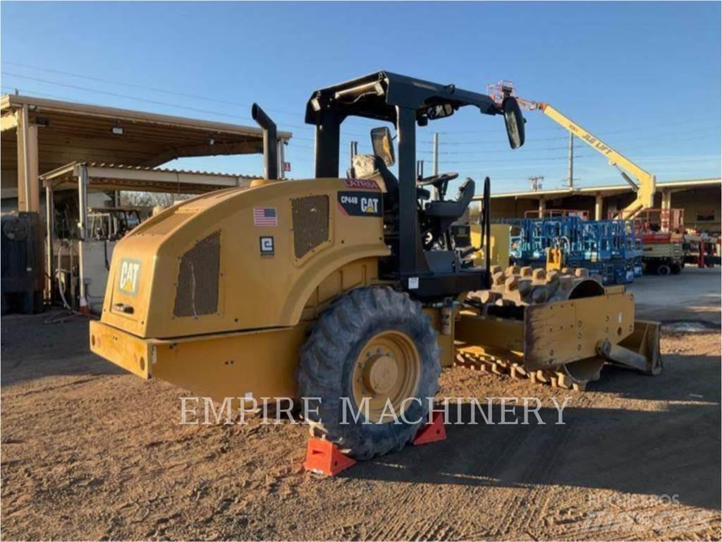 CAT CP44B Single drum rollers