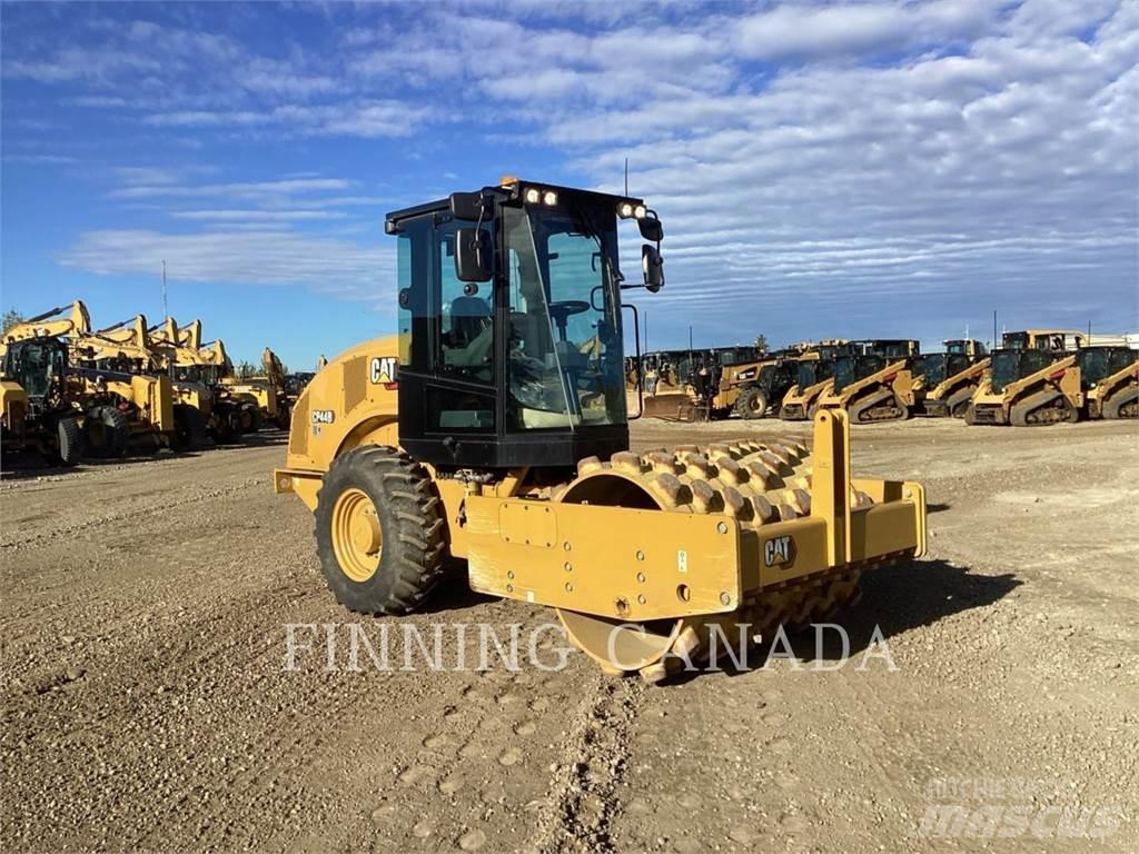CAT CP44B Soil compactors