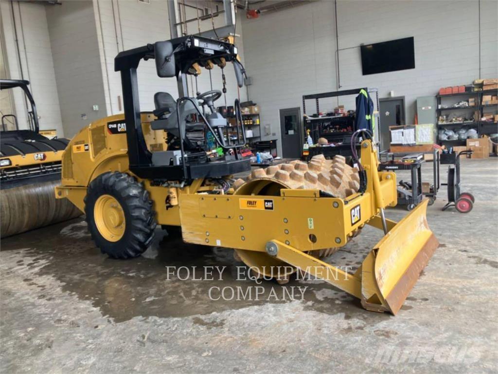 CAT CP44B Soil compactors