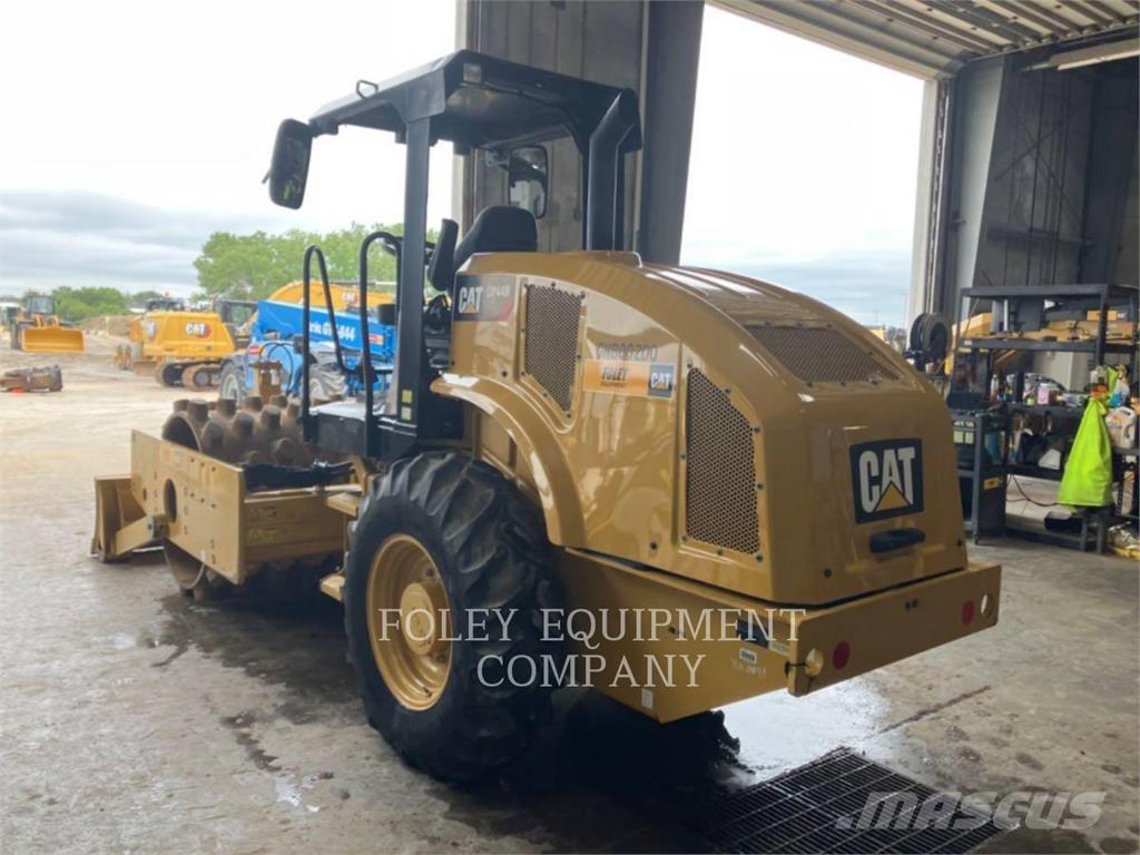 CAT CP44B Soil compactors