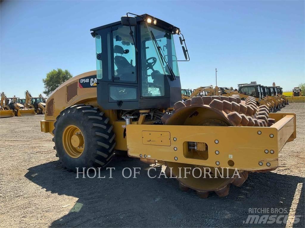 CAT CP54B Single drum rollers