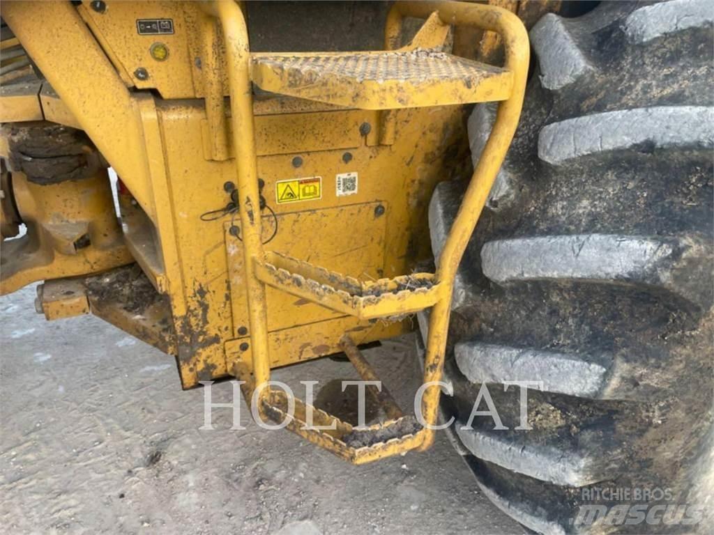 CAT CP56B CAB Single drum rollers