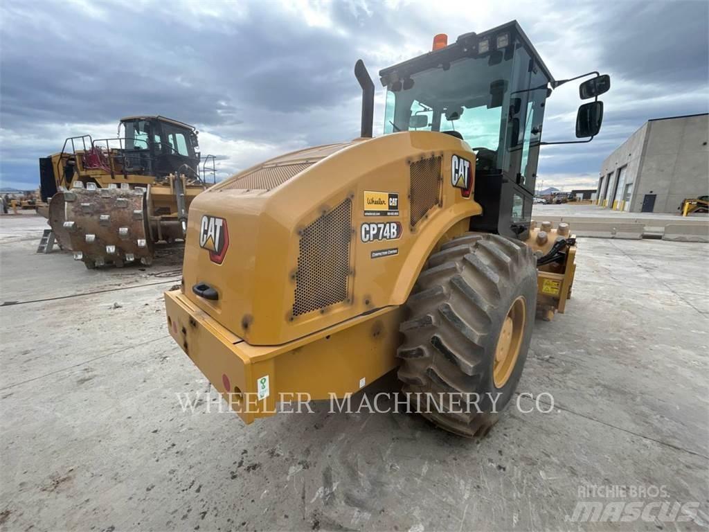 CAT CP74B Single drum rollers