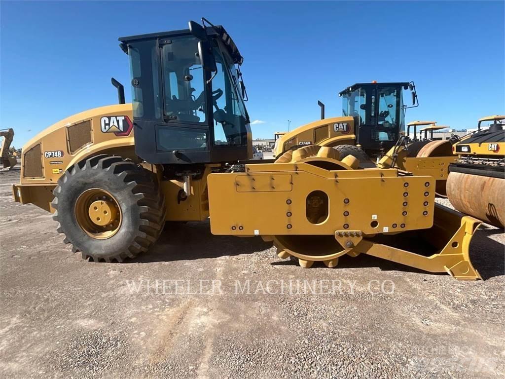 CAT CP74B Single drum rollers