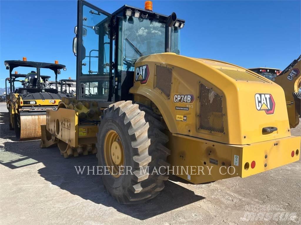 CAT CP74B Single drum rollers