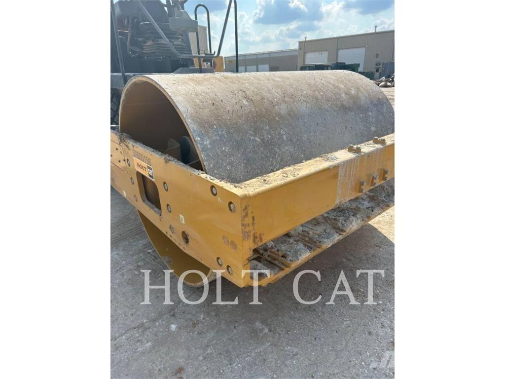 CAT CS12 Single drum rollers
