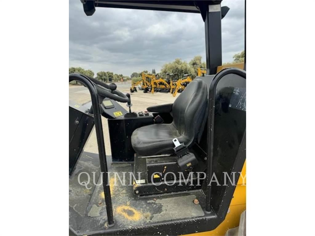 CAT CS34 Single drum rollers