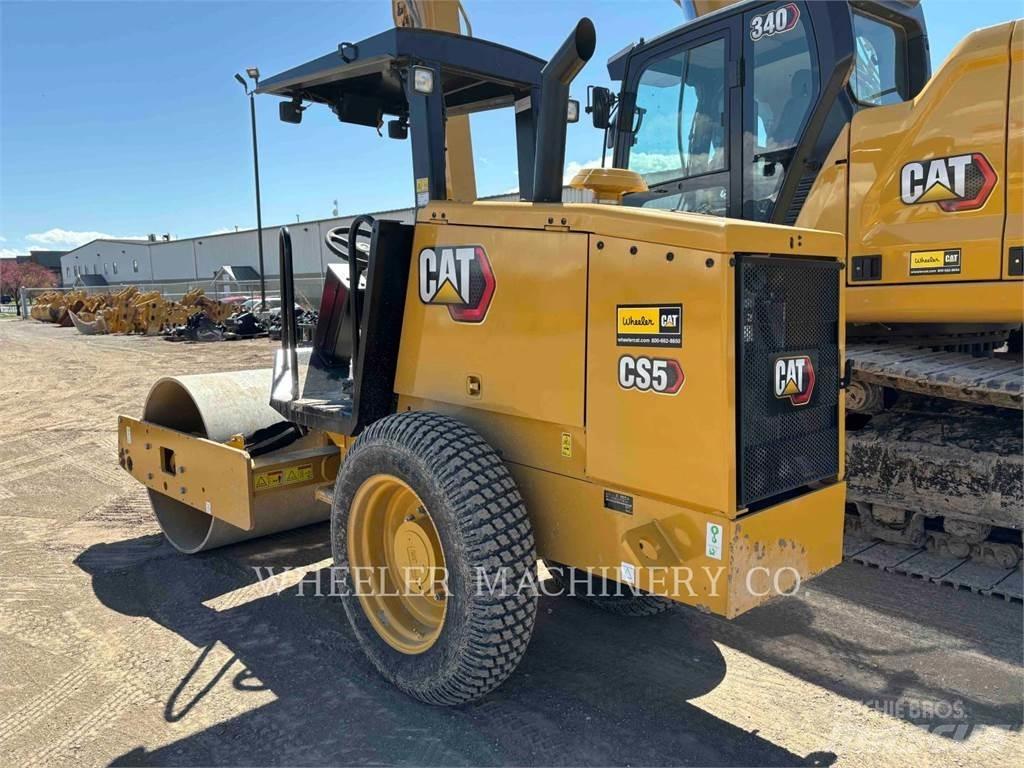 CAT CS5 Single drum rollers