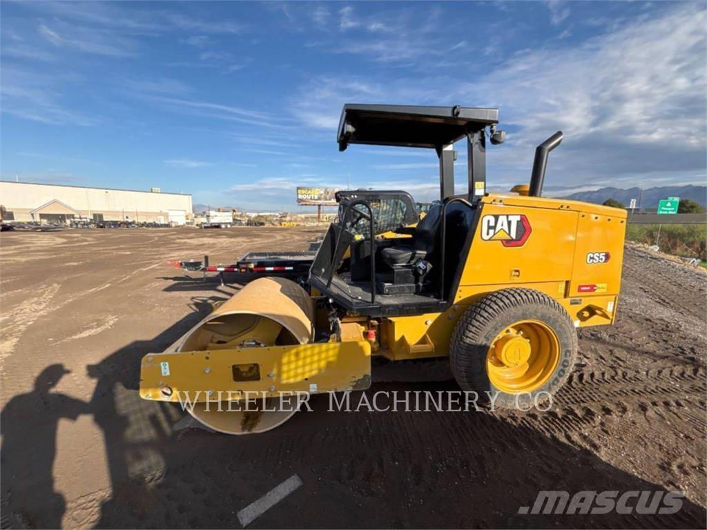 CAT CS5 Single drum rollers