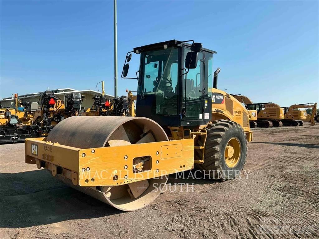 CAT CS56B Single drum rollers