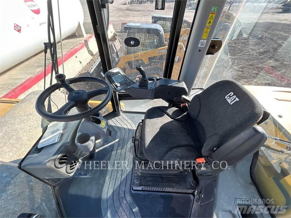 CAT CS74B Single drum rollers