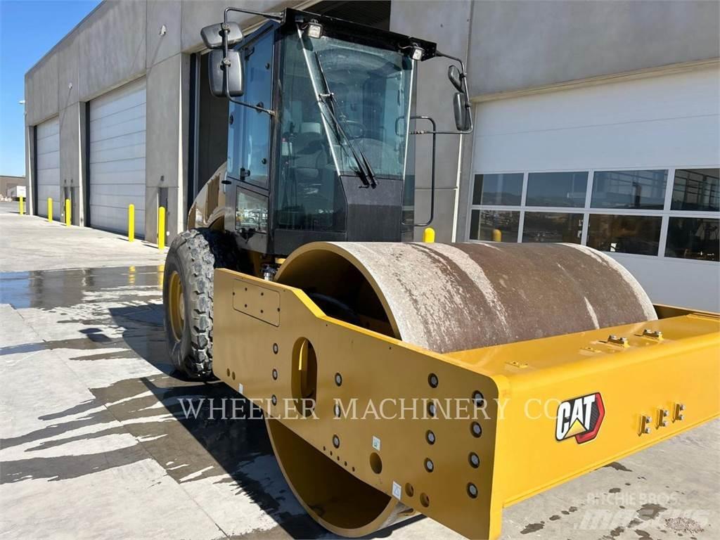CAT CS74B Single drum rollers