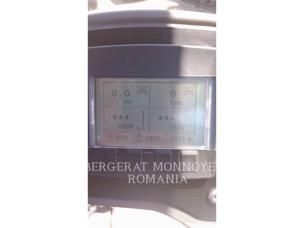 CAT CS78B Single drum rollers