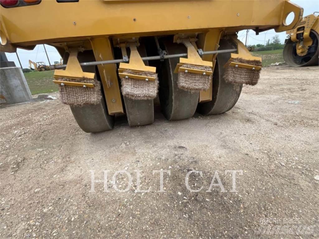 CAT CW16 Single drum rollers