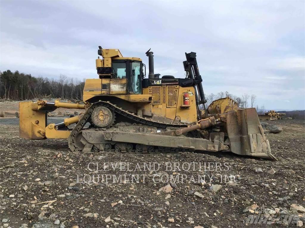 CAT D10T Crawler dozers