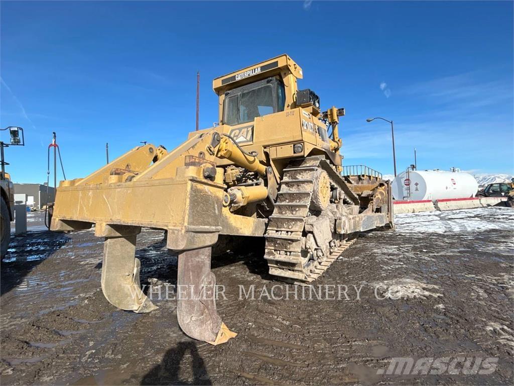 CAT D10T Crawler dozers