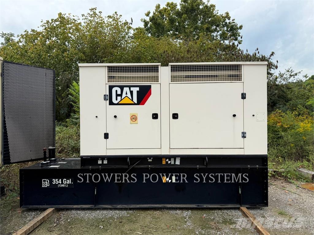 CAT D175 Diesel Generators