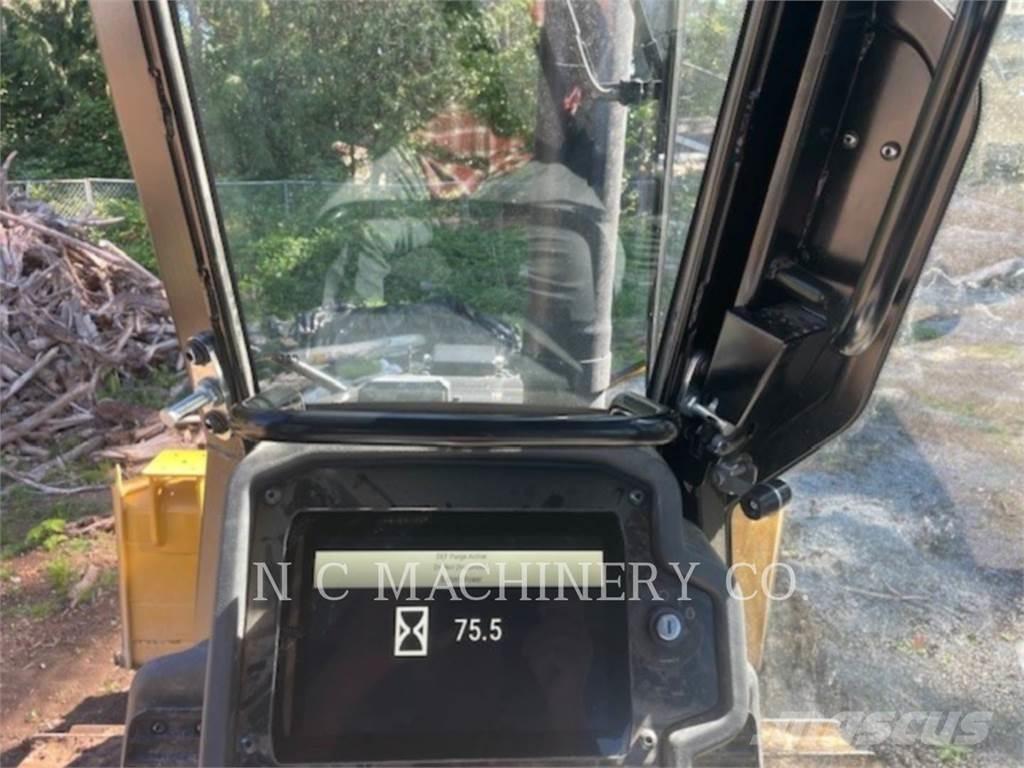 CAT D3 Crawler dozers