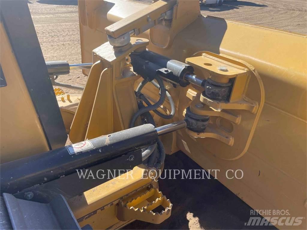 CAT D3 Crawler dozers
