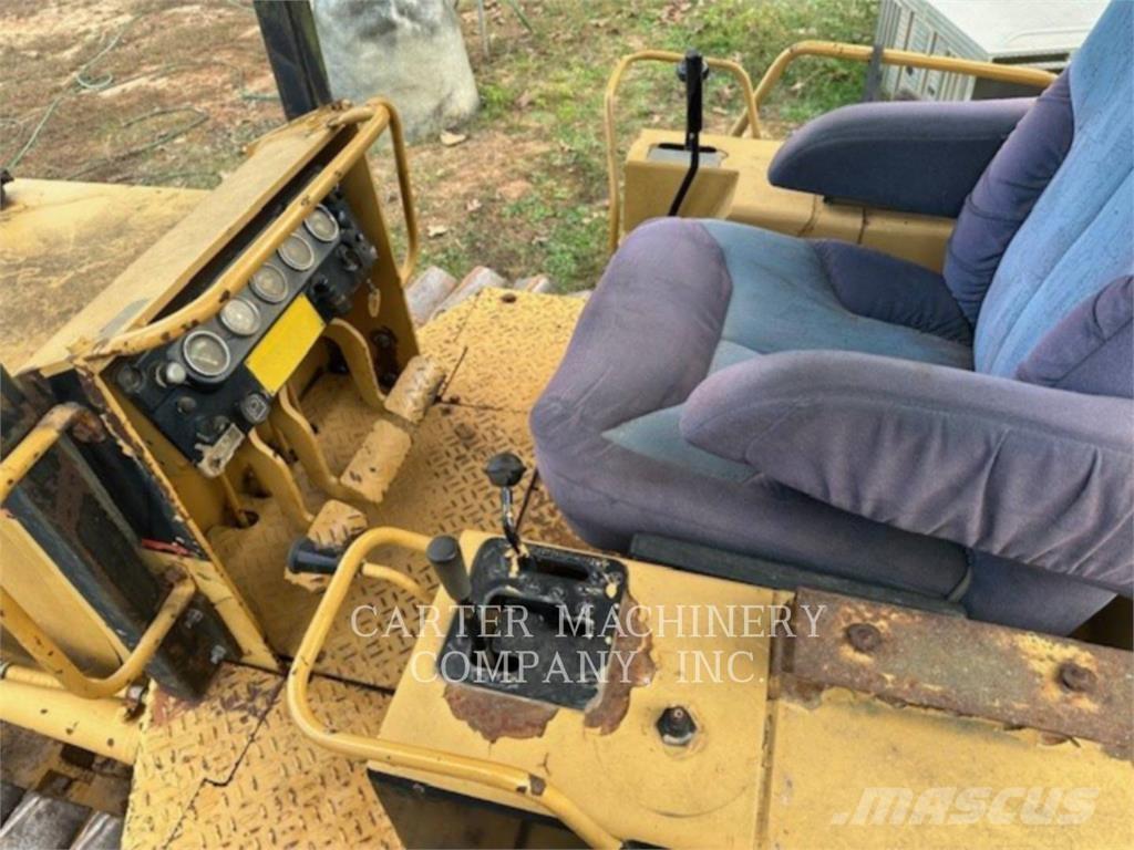 CAT D3BLGP Crawler dozers