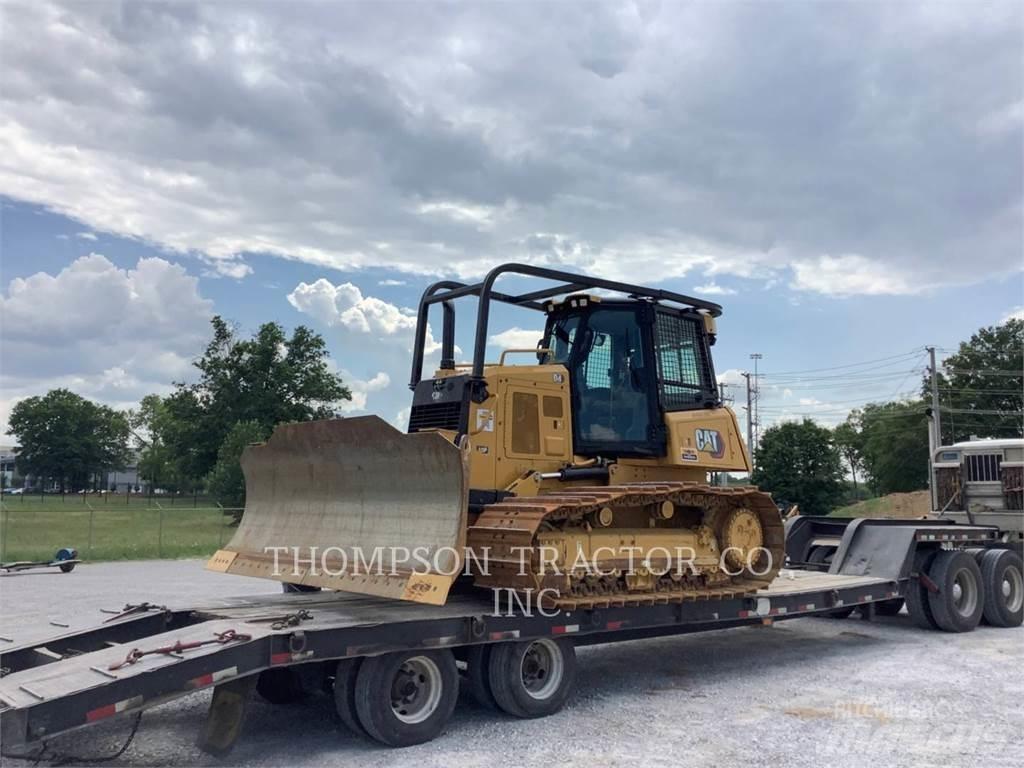 CAT D4 Crawler dozers