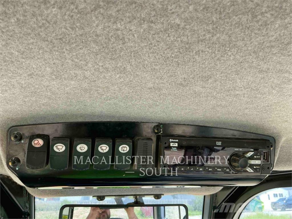 CAT D4 Crawler dozers