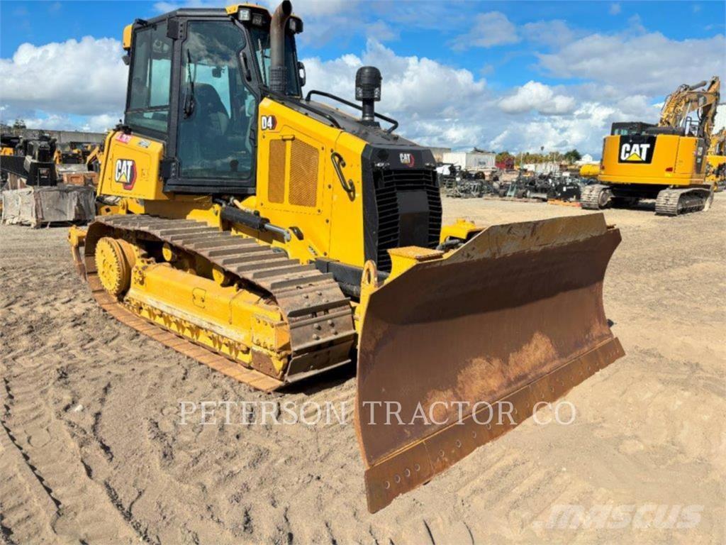 CAT D4 Crawler dozers