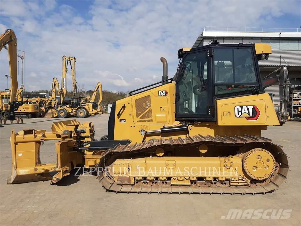 CAT D4-16A Crawler dozers