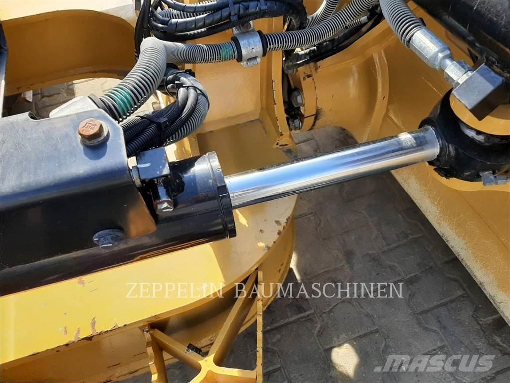 CAT D4-16A Crawler dozers