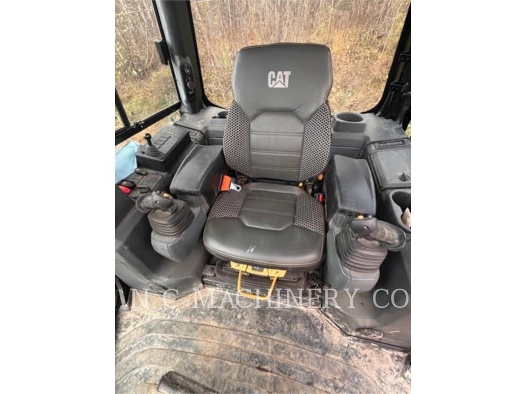 CAT D4 LGPVPAT Crawler dozers