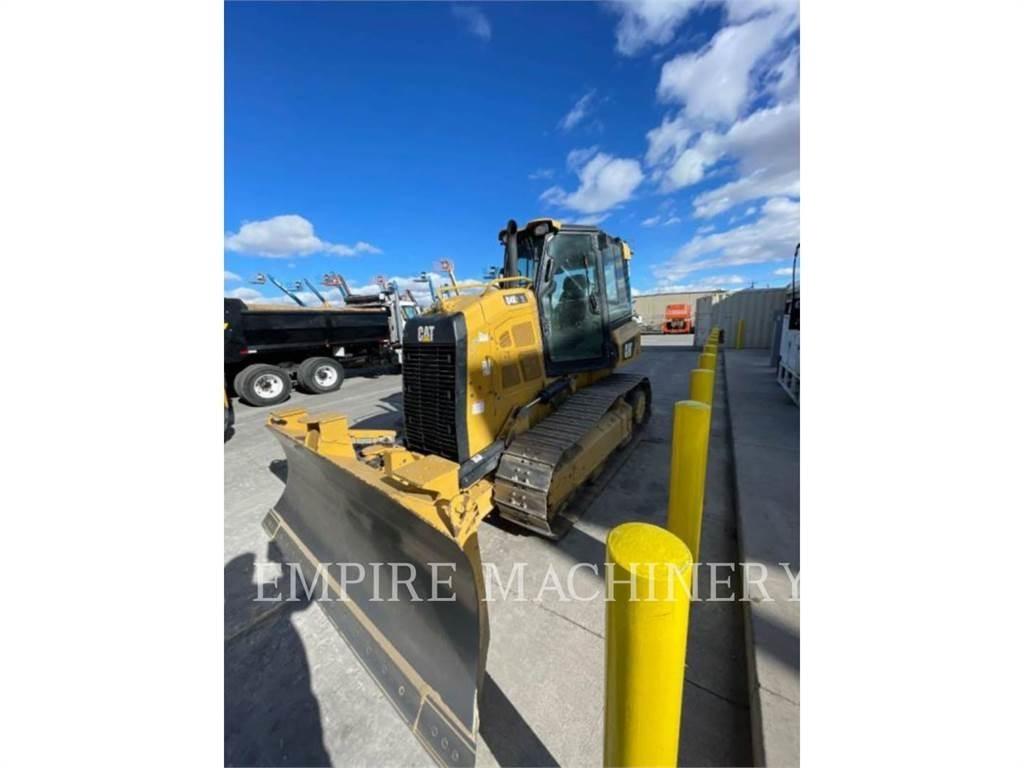 CAT D4K2 Crawler dozers
