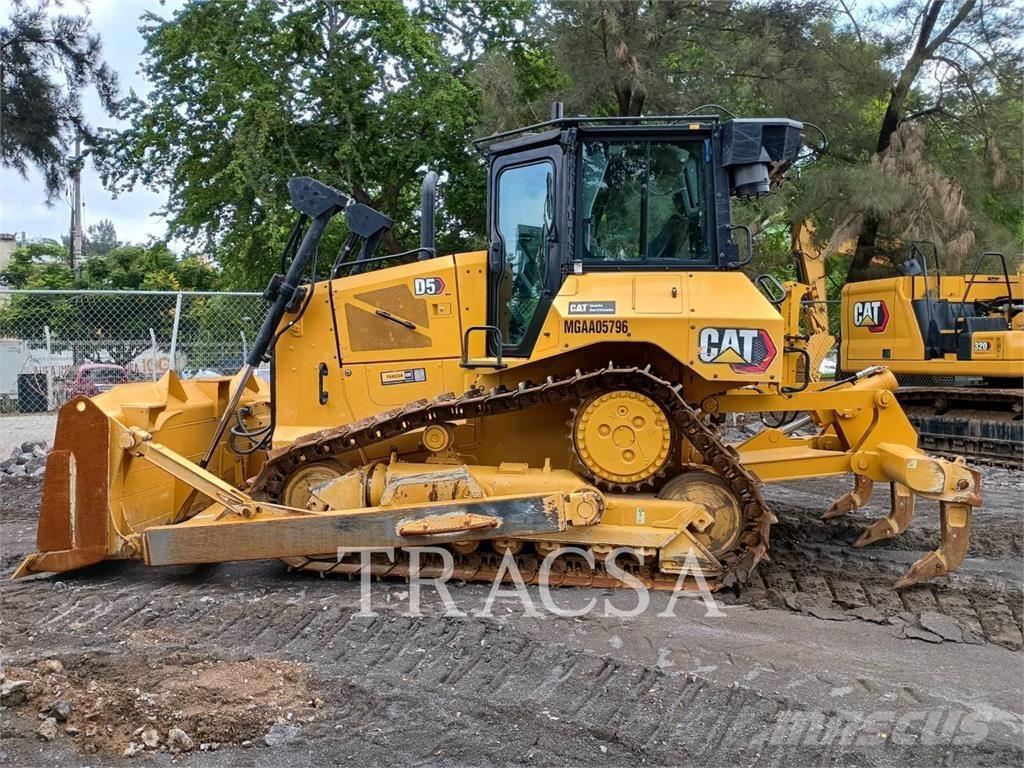 CAT D5 Crawler dozers