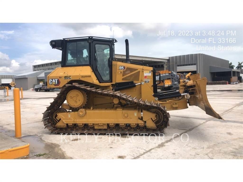 CAT D5 Crawler dozers