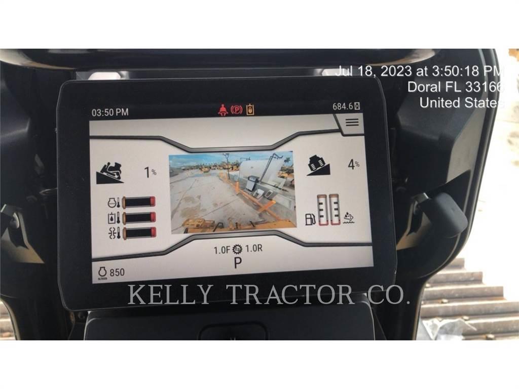 CAT D5 Crawler dozers