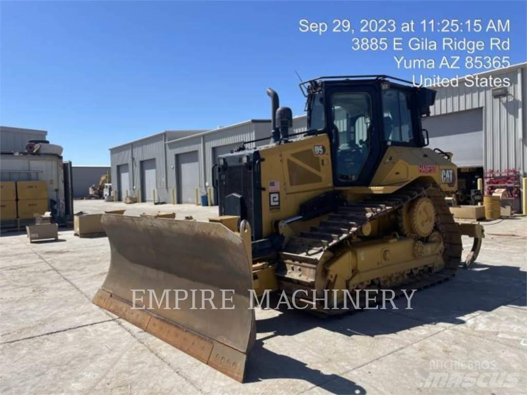 CAT D5-17 Crawler dozers