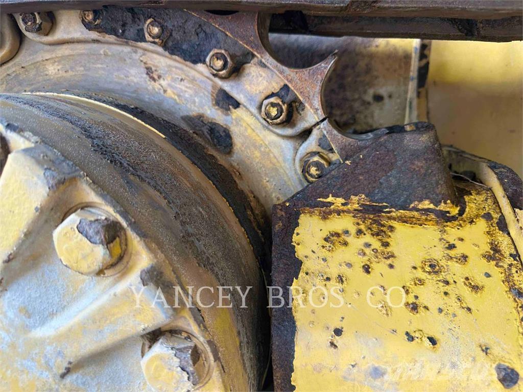 CAT D5K2LGP Crawler dozers