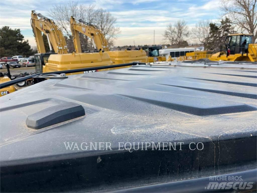 CAT D6 Crawler dozers