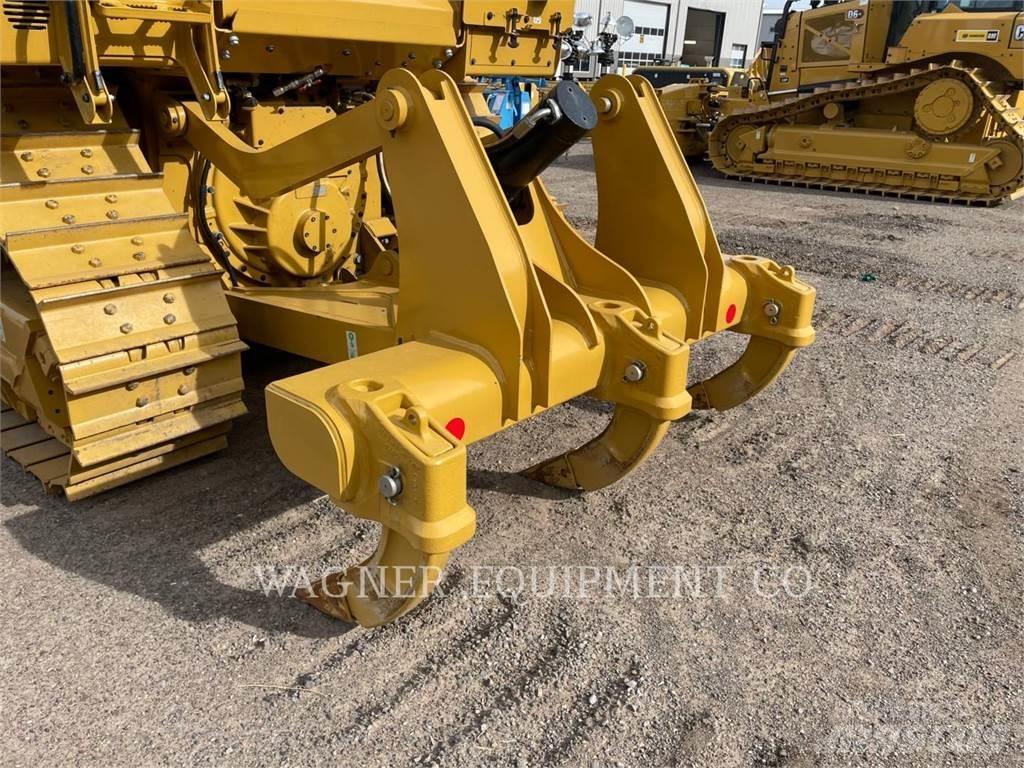 CAT D6 Crawler dozers