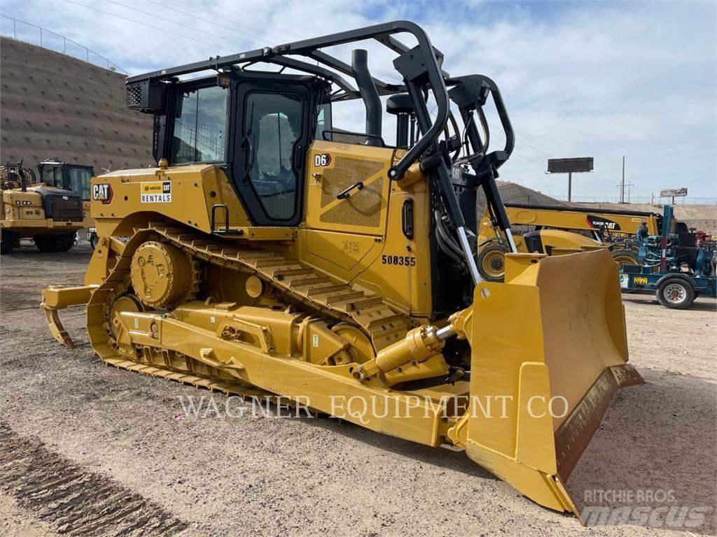 CAT D6 Crawler dozers