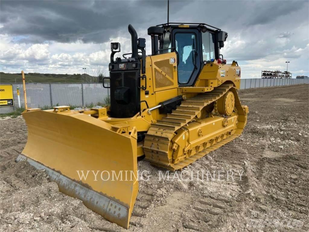 CAT D6 Crawler dozers