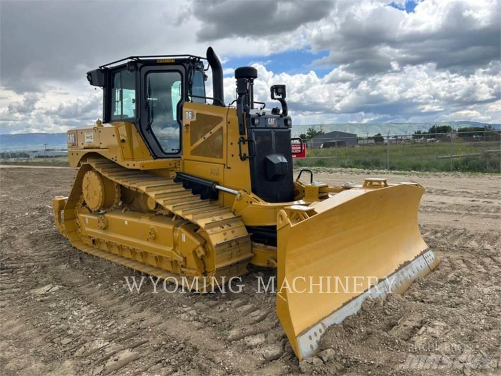 CAT D6 Crawler dozers