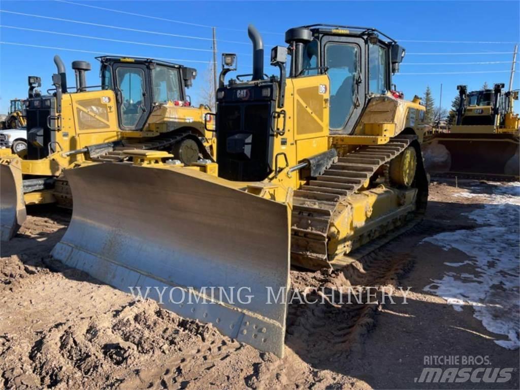 CAT D6 Crawler dozers