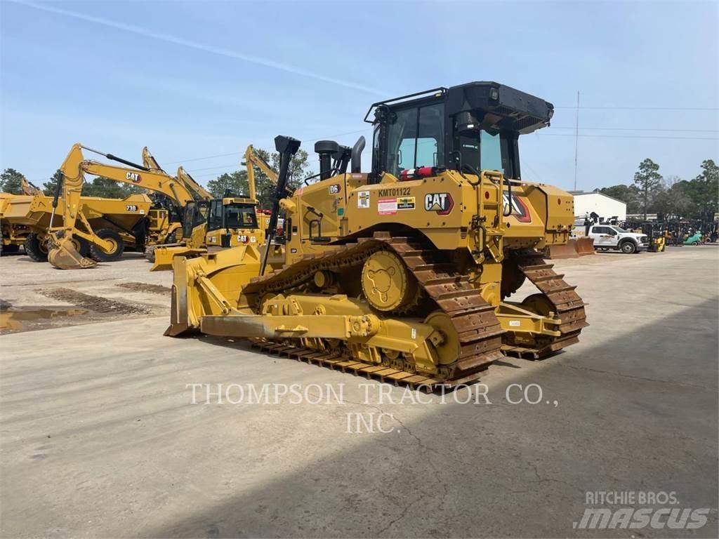 CAT D6 Crawler dozers