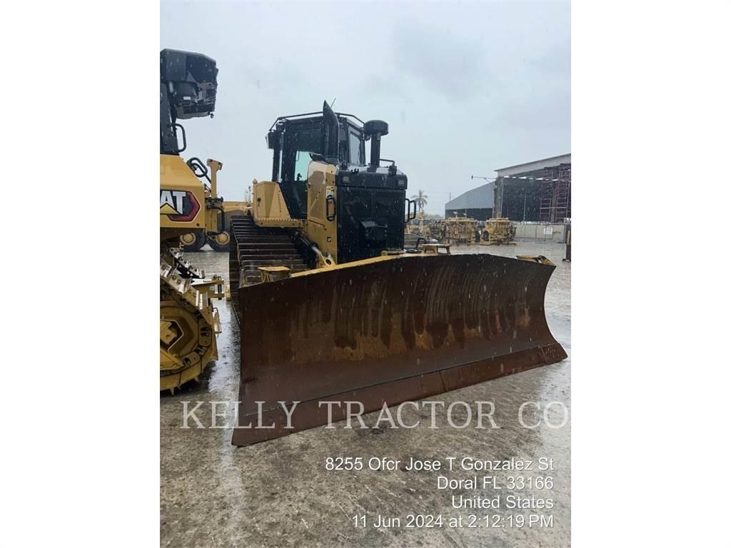 CAT D6 Crawler dozers